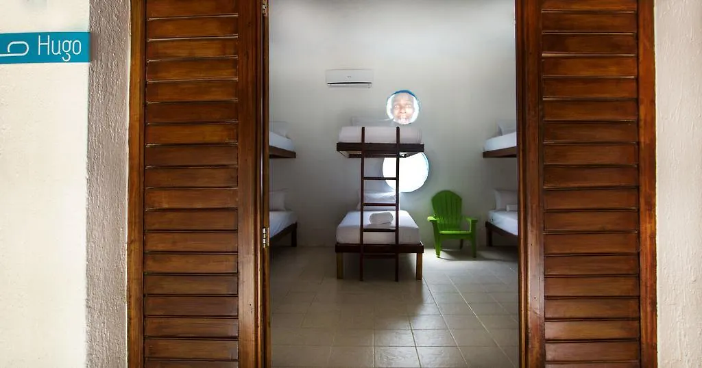 קוזומל Beds Friends Hostel